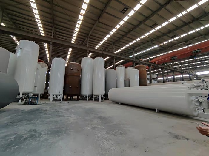 20m3/ 30m3 16bar Vertical LOX/ LIN/ LAr Cryogenic Storage Tanks ASME standards