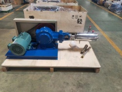 Cryogenic piston pumps for oxygen/ argon/ nitrogen gas cylinder filling station