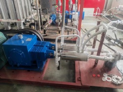 High Pressure Reciprocating LNG Pumps with Control Cabinet for CNG Filling Stations