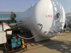 10m3~200m3 Horizontal/ Vertical Cryogenic LNG Storage Tanks GB/ ASME standards